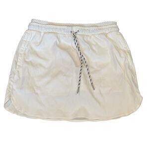 Athleta White Crest Skort - size 8T